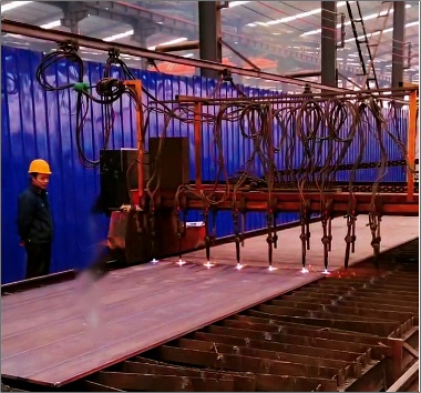 甘肃正宁钢结构车间数控等离子切割机